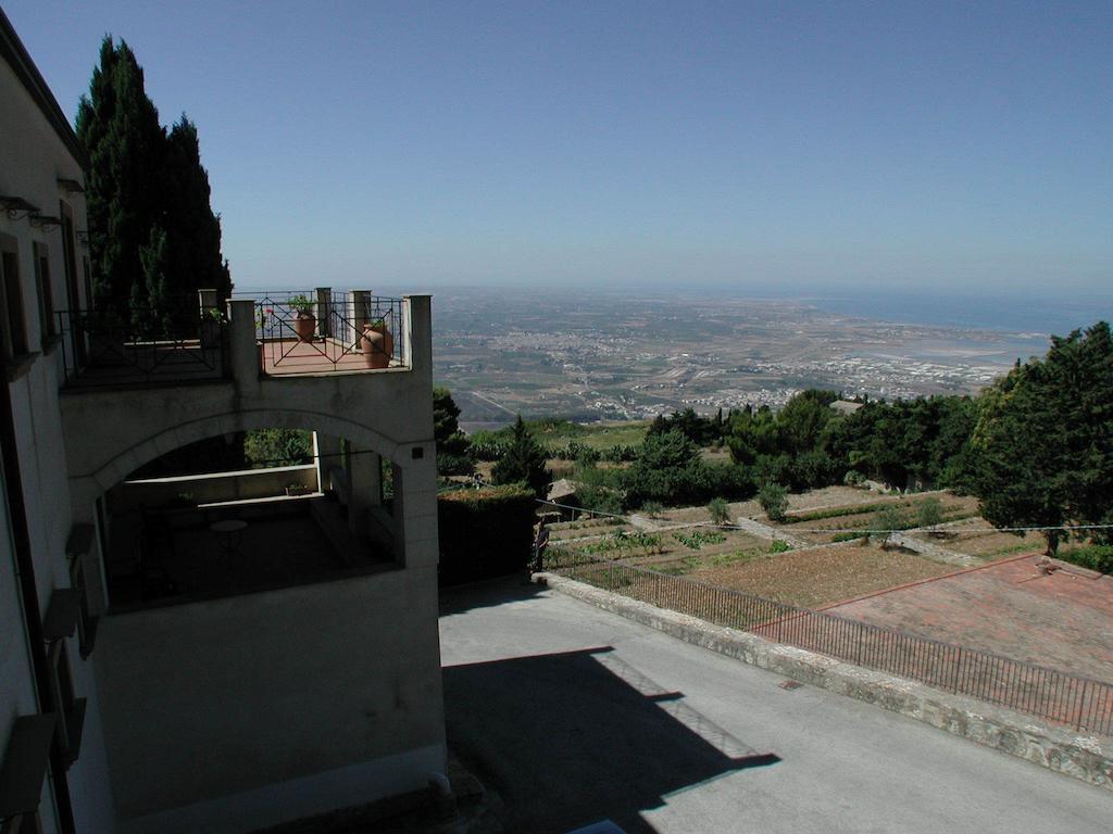 Eremo Hotel Casa Del Sorriso Erice Εξωτερικό φωτογραφία