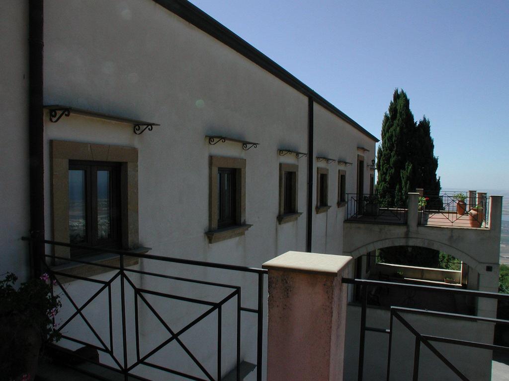 Eremo Hotel Casa Del Sorriso Erice Εξωτερικό φωτογραφία
